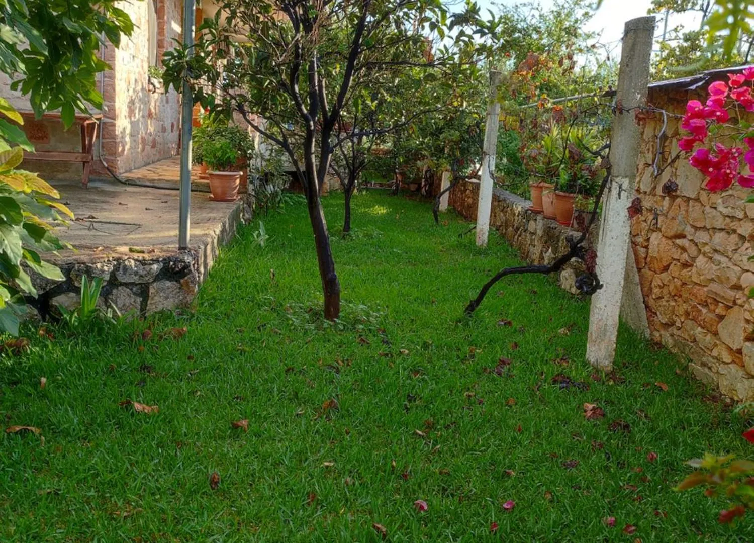 Vila Redstone Apartment Ksamil