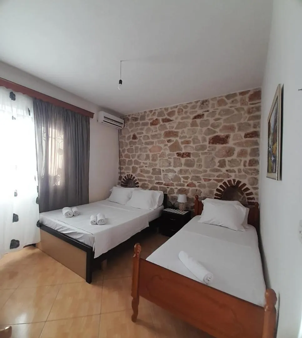 Vila Redstone Apartment Ksamil