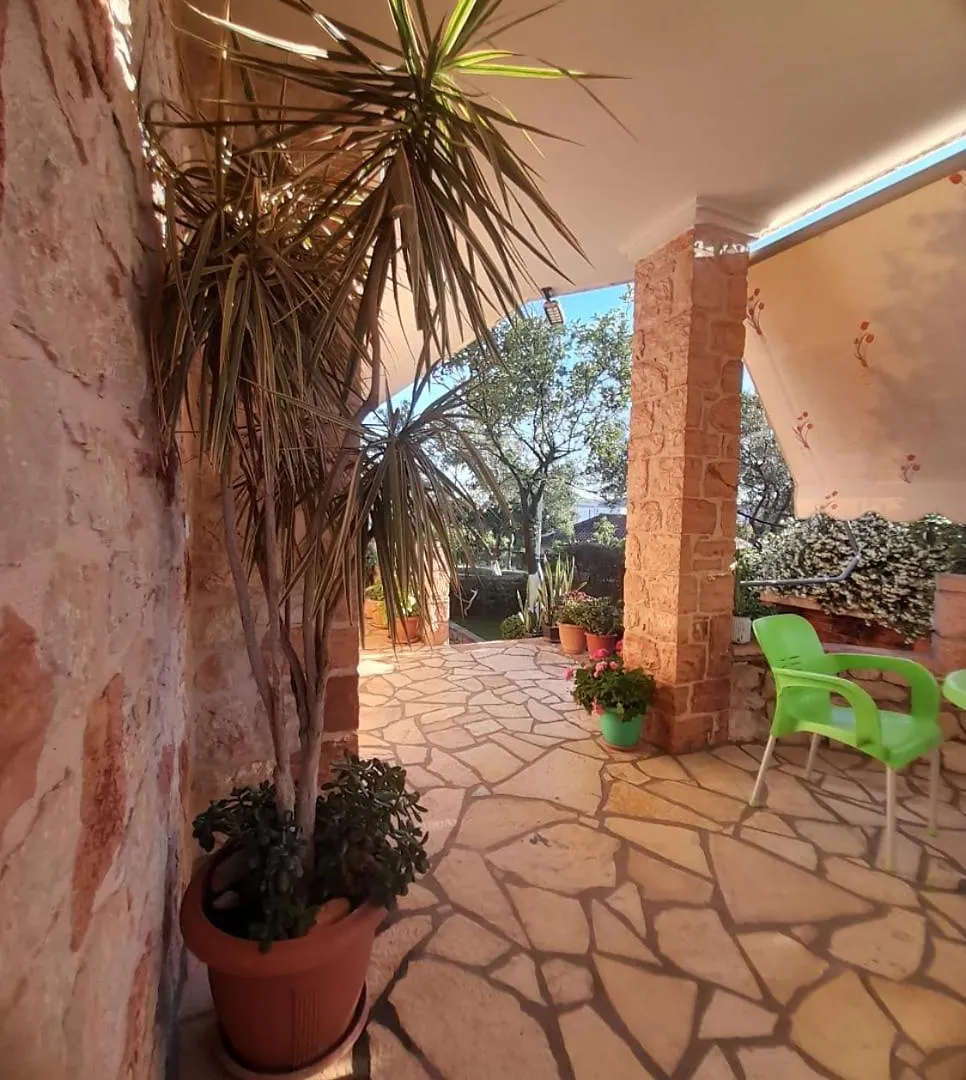 Vila Redstone Apartment Ksamil Albania
