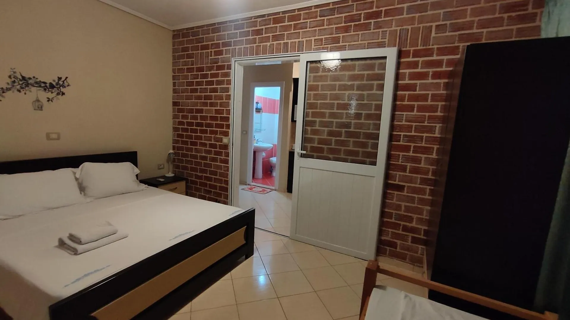 Vila Redstone Apartment Ksamil 0*,  Albania