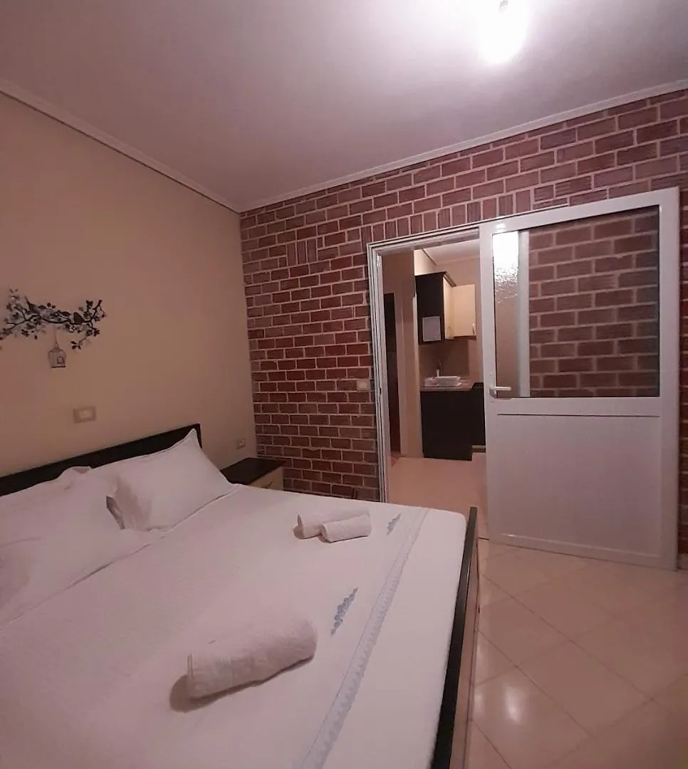 Vila Redstone Apartment Ksamil